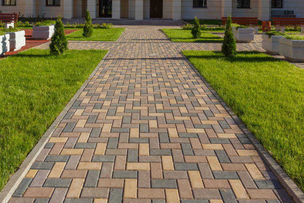 Best Residential Driveway Paver Services  in Noroton Heights, CT